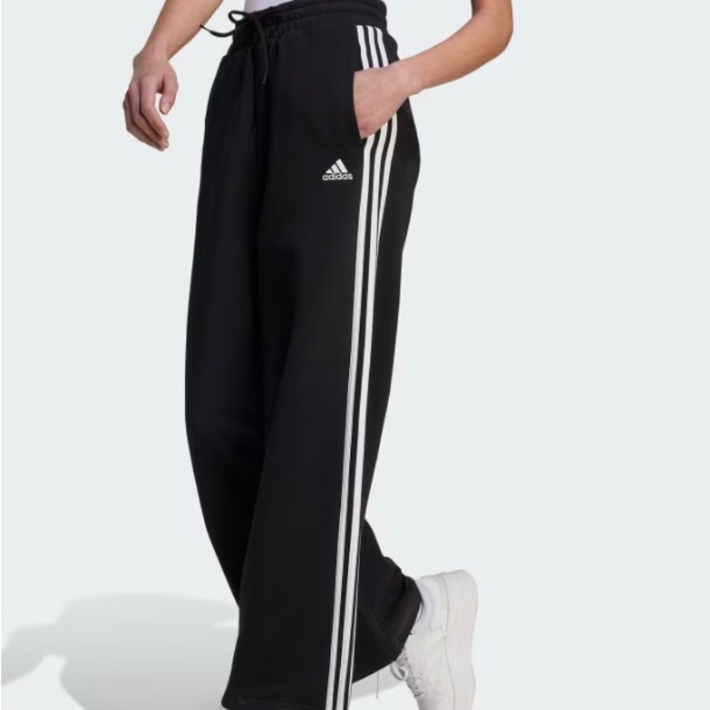 Women’s Adidas track pants